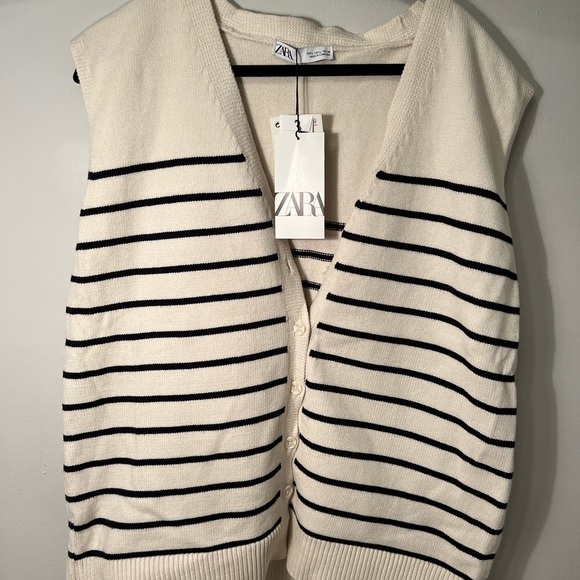 Zara oversized sweater vest with stripes - Picture 3 of 4